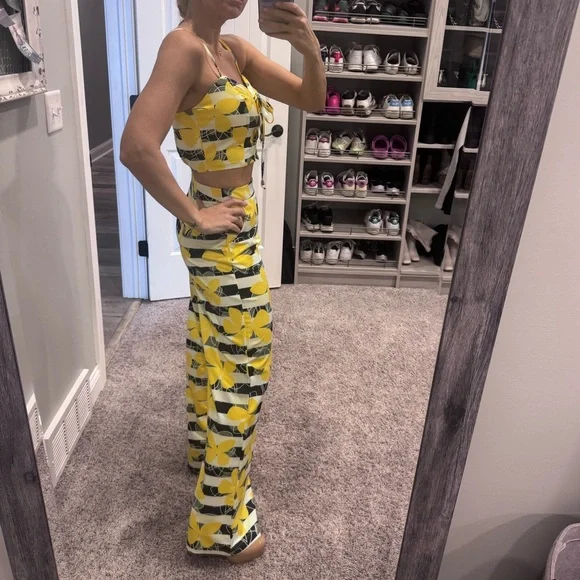 Jacquis Boutique Set from Costa Rica - Picture 4 of 4